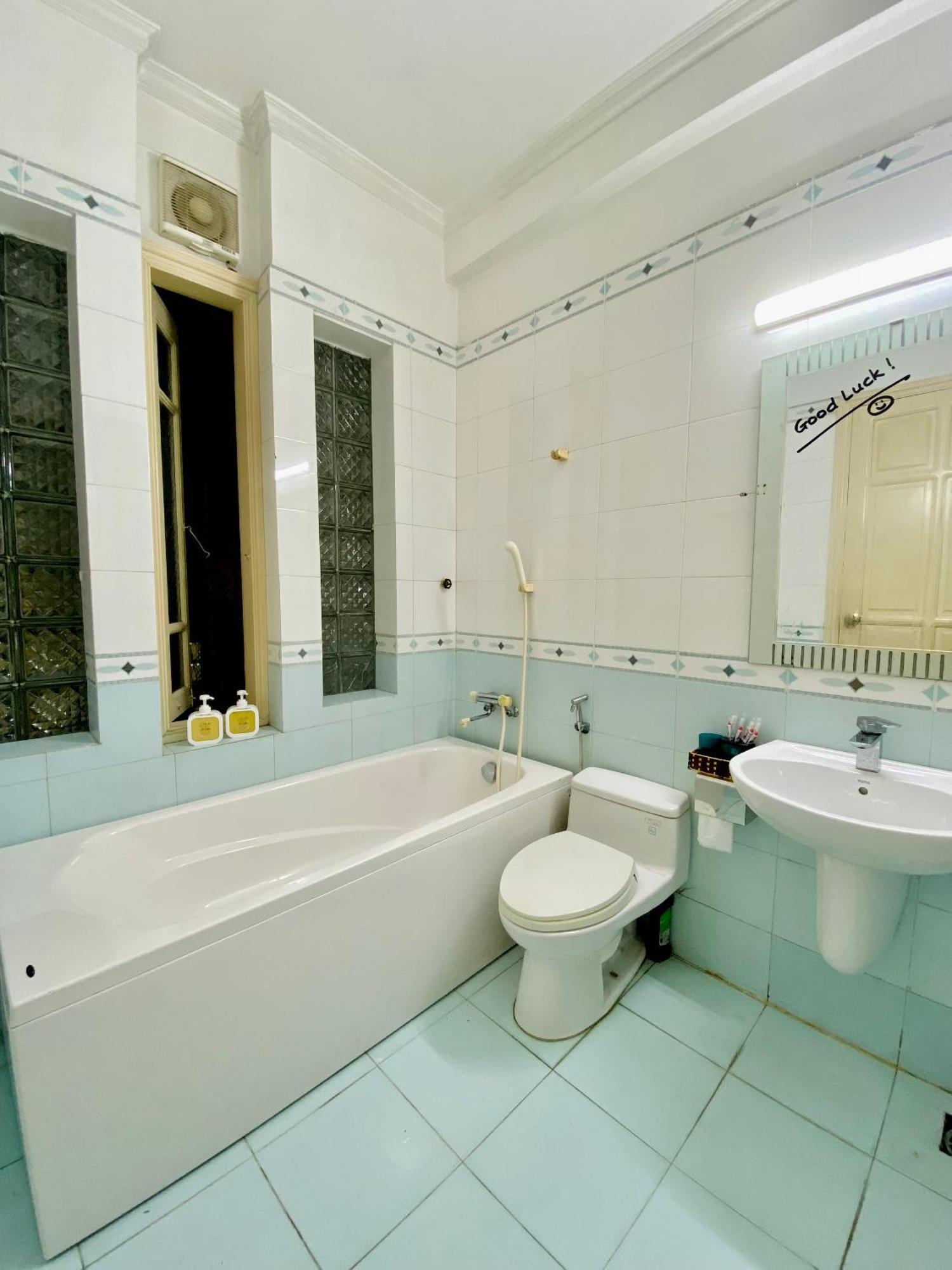 Lava Homestay Hai Phong Haiphong Exterior foto